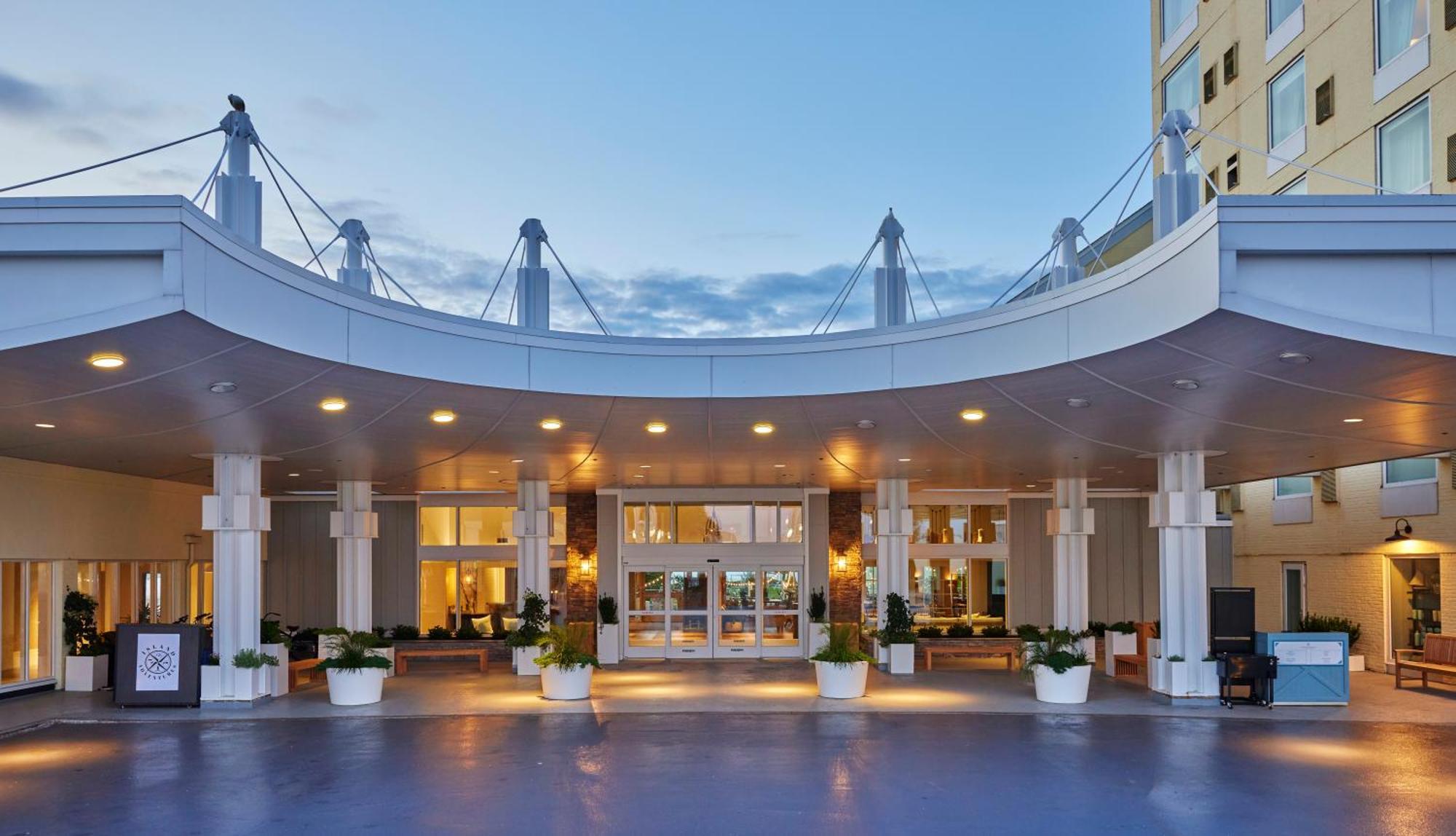 Newport Harbor Island Resort Exteriör bild